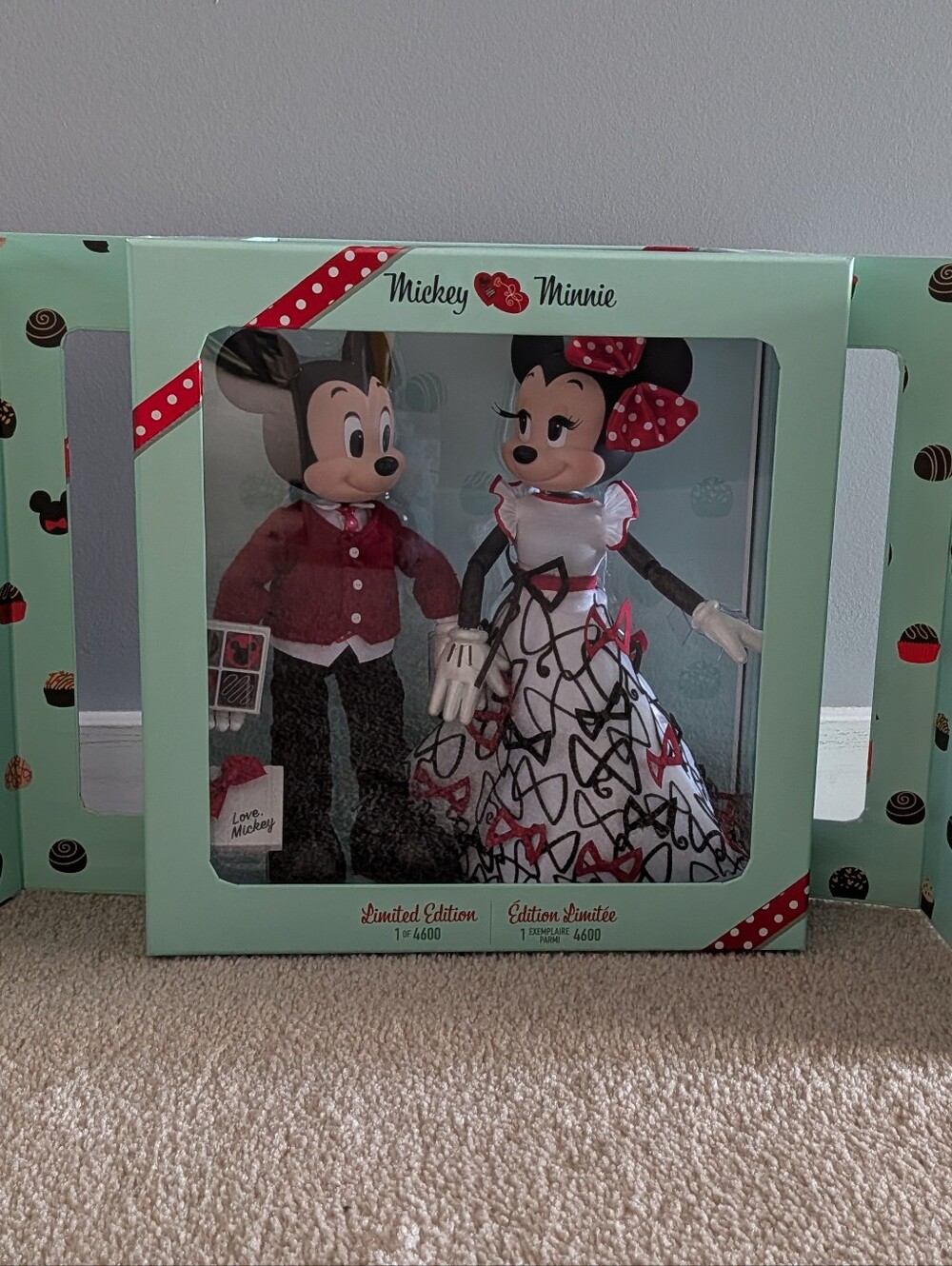 Mickey & Minnie Limited Edition Doll Set -2021 Valentine's